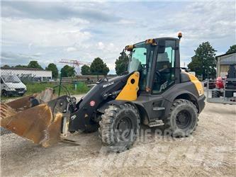 Mecalac AF 1050 Gumikerekes homlokrakodók