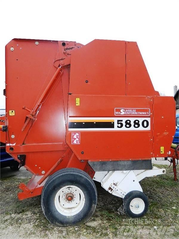 New Holland 5880 Körbálázók
