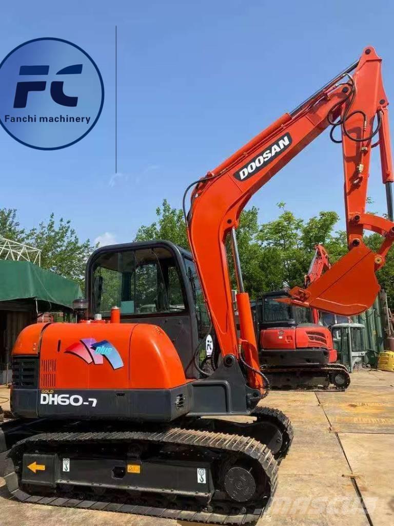 Doosan DH 60-7 Lánctalpas kotrók