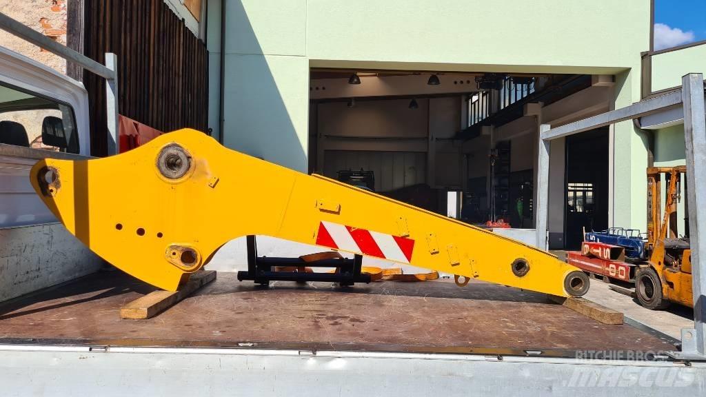 Liebherr A 920 Gumikerekes kotrók