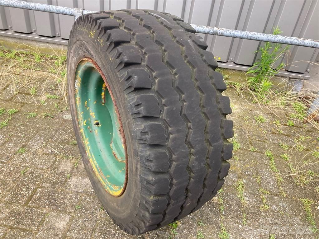 Barum 13.0/65-18 Gumiabroncsok, kerekek és felnik
