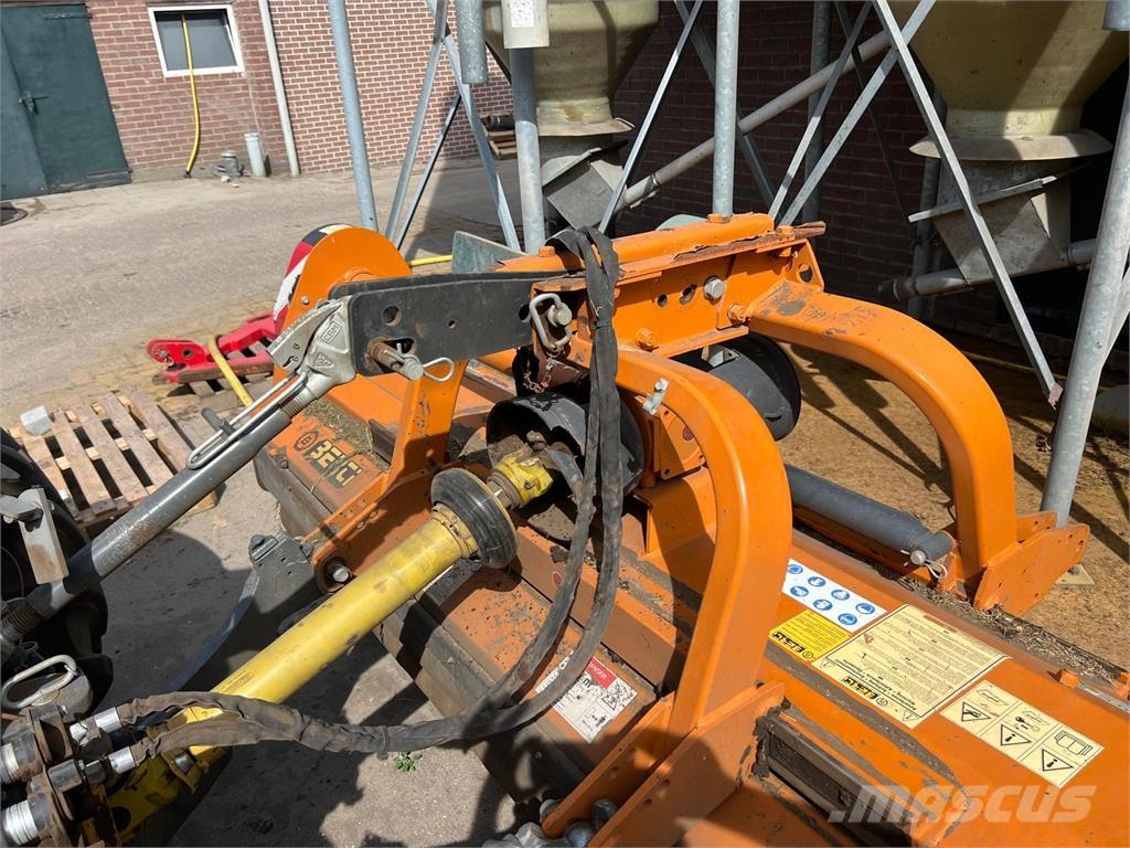 Berti Dual 280 Három késhengeres fűnyírók