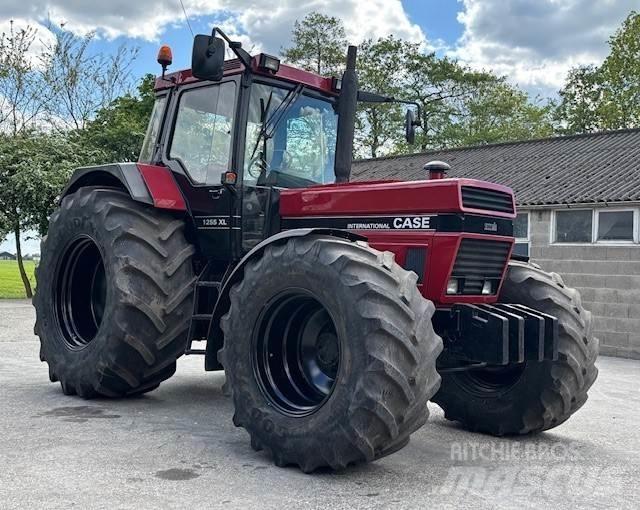 Case IH 1255 XL Traktorok