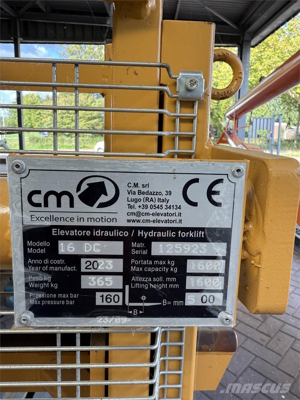 CM 16 DC DUPLEX Egyéb rakodók - kotrók és tartozékok