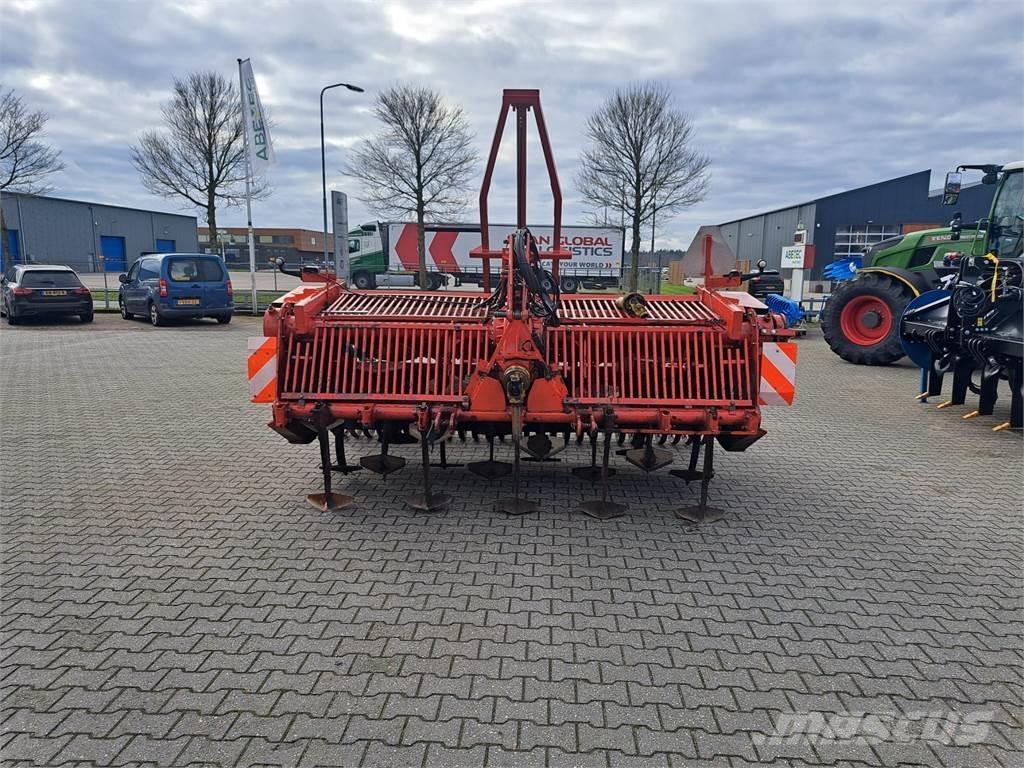 Farmax Spitmachine Kardánhajtású ekék és Forgó-boronák