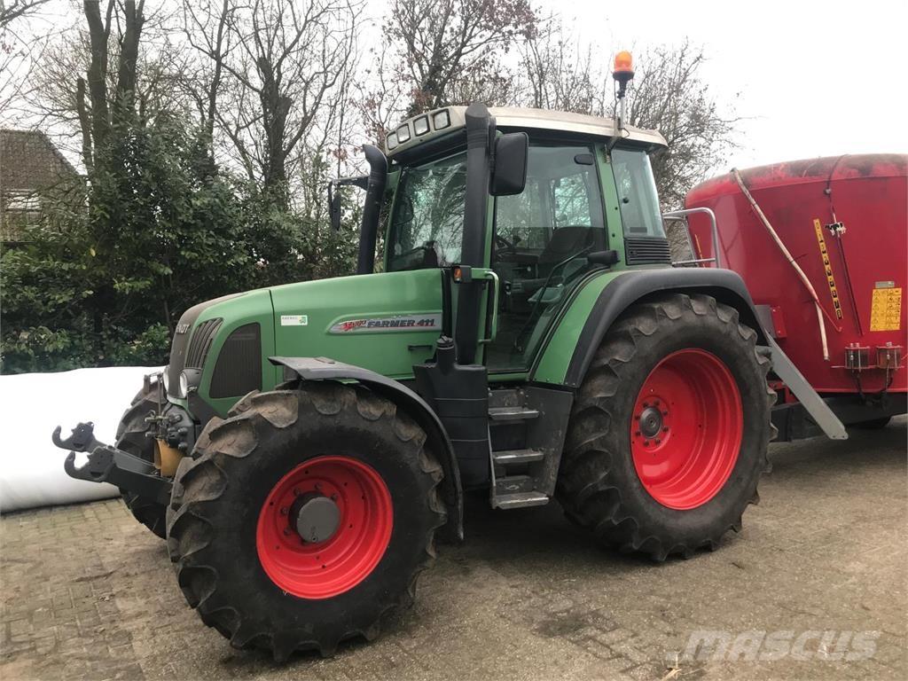 Fendt 411 Com2 Traktorok