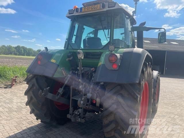 Fendt 714 Com3 Traktorok
