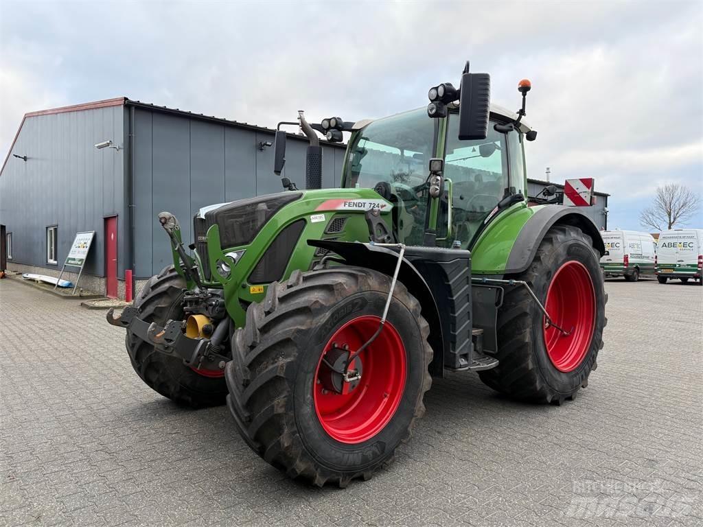 Fendt 724 S4 Traktorok