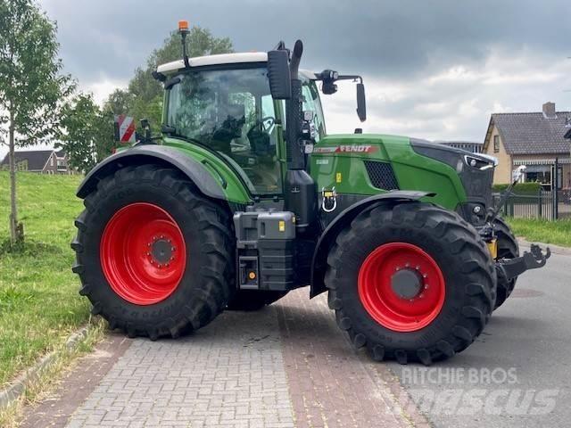 Fendt 728 Profi+ Traktorok