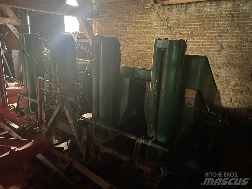 Hassia pootmachine Burgonya kombájnok és kiszedők