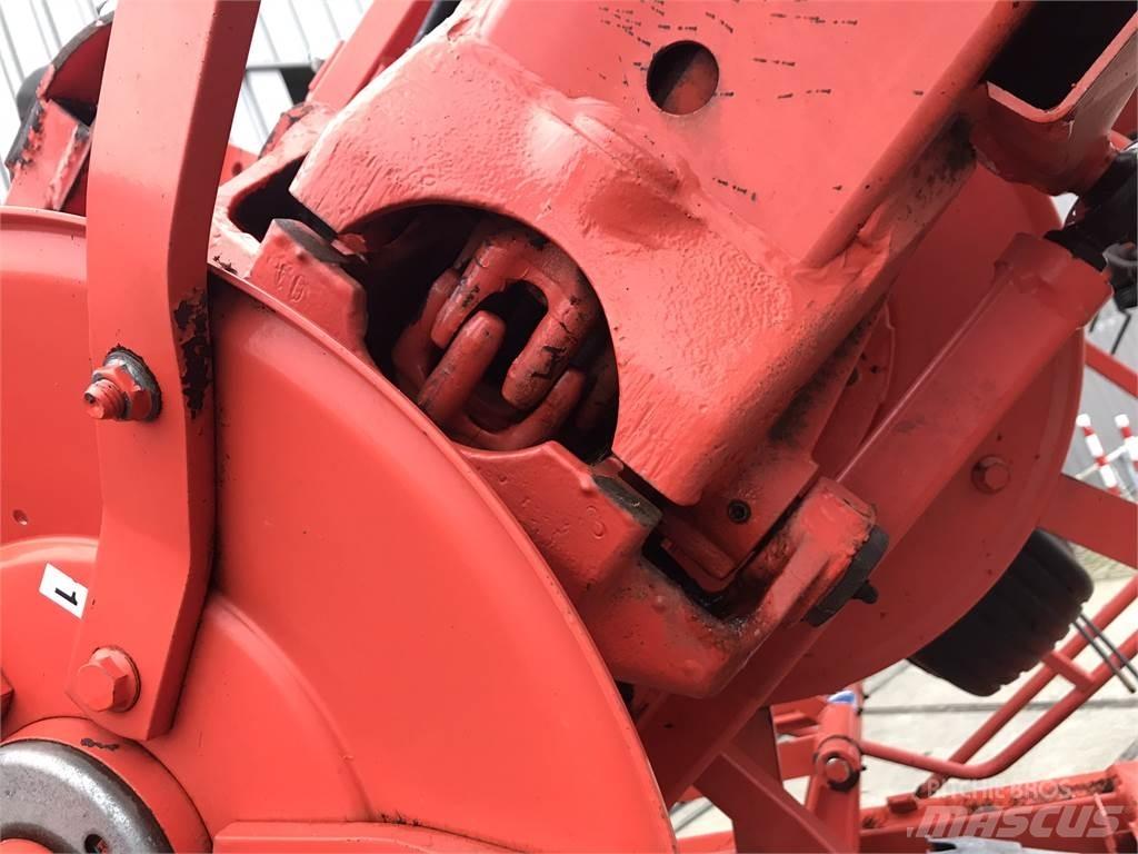 Kuhn GF 10802 T Rendkészítő