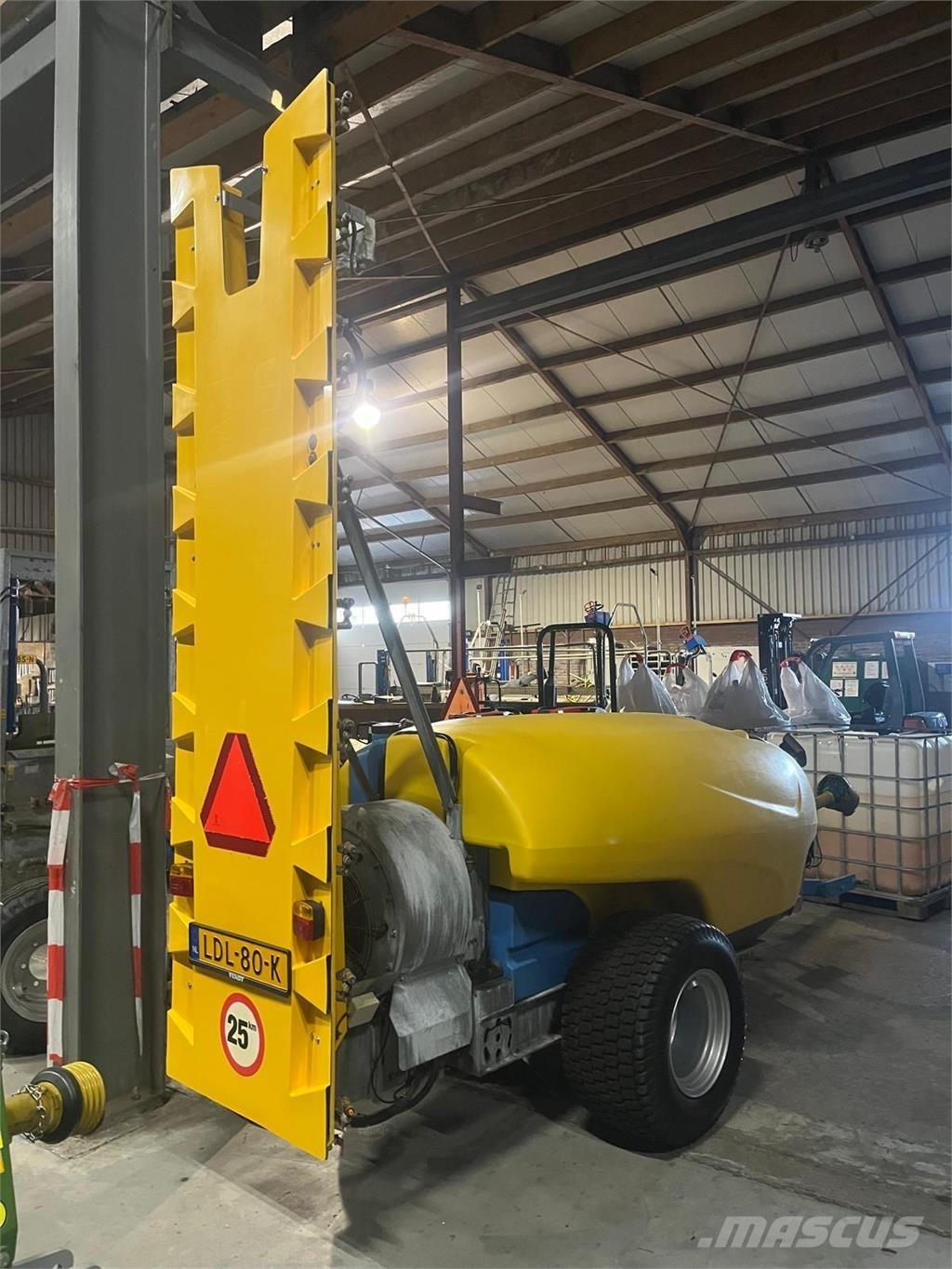  KWH Mistral 1500 Vontatott trágyaszórók