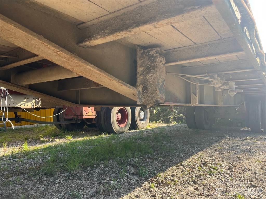  PATTE WAGEN Állatszállító pótkocsik