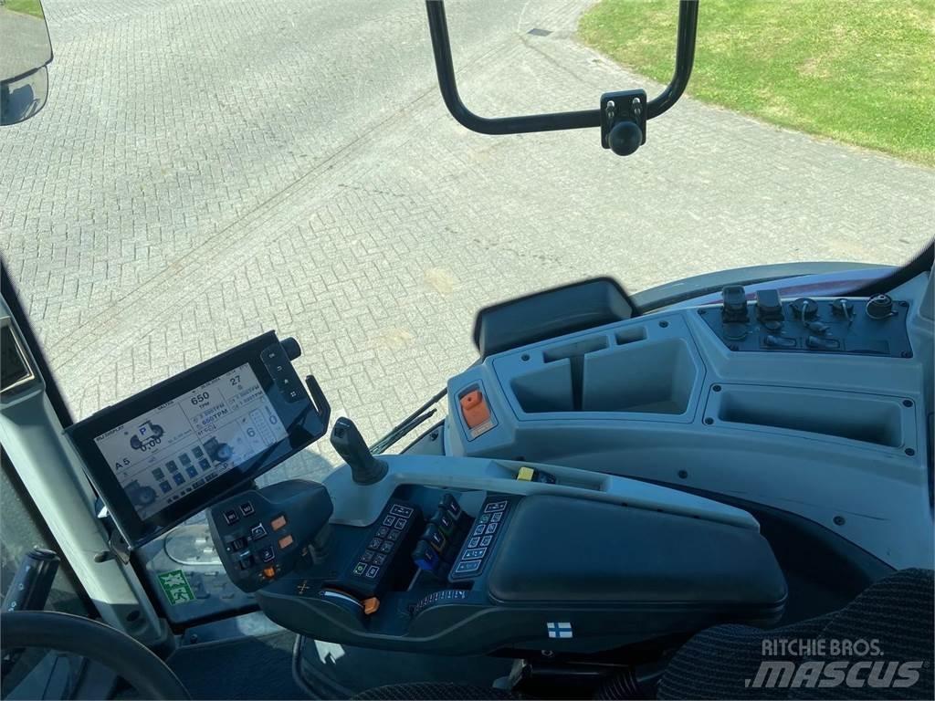 Valtra T 254 Traktorok