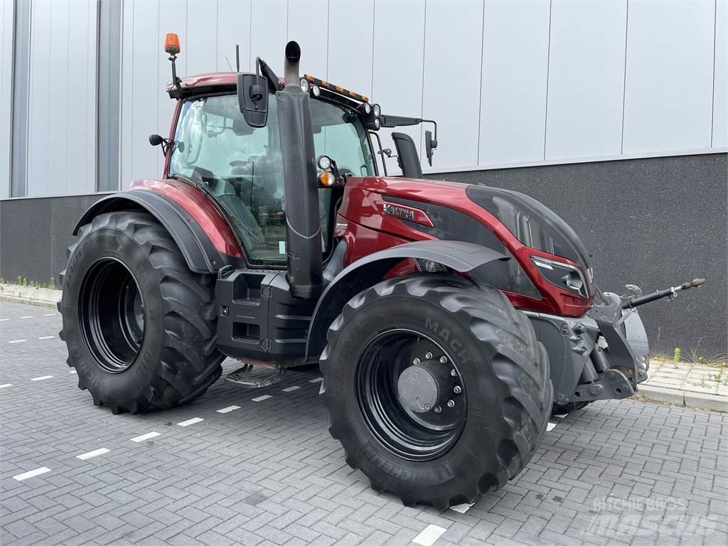 Valtra T 254 Traktorok