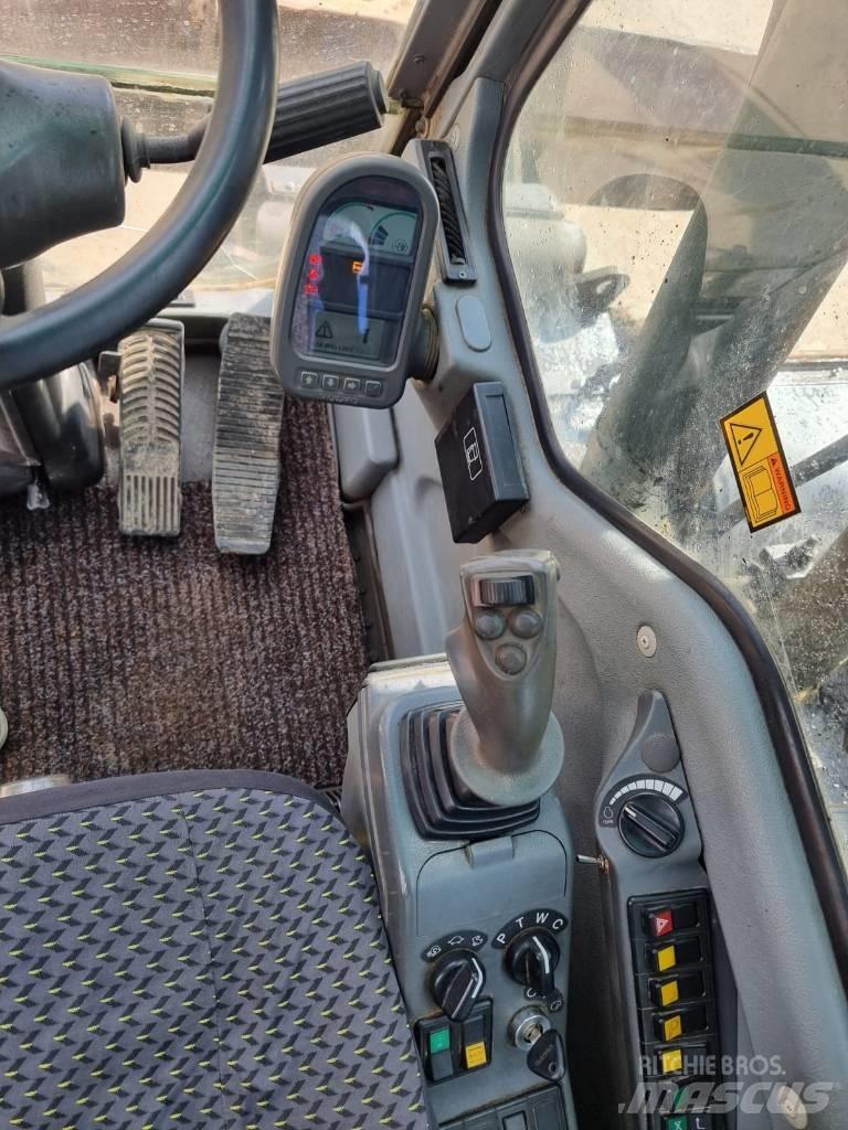 Volvo EW 160 B Gumikerekes kotrók