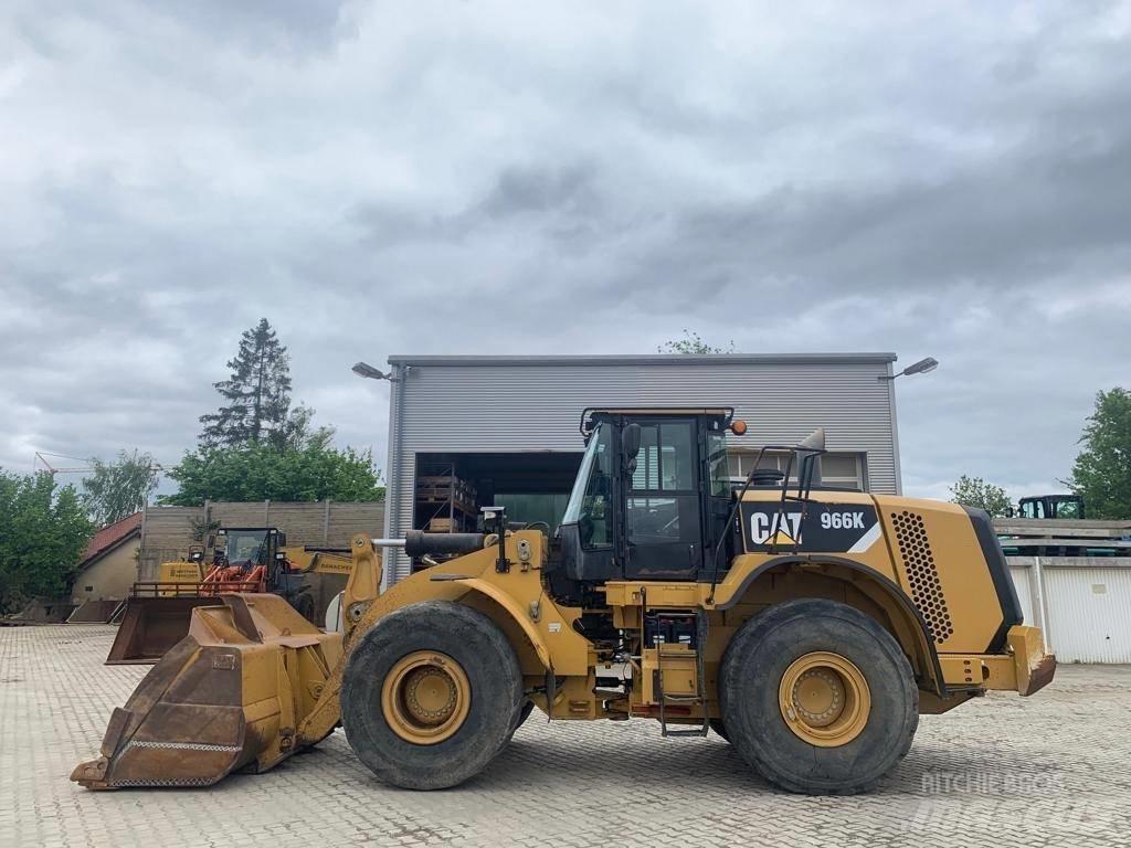 CAT 966 K Gumikerekes homlokrakodók