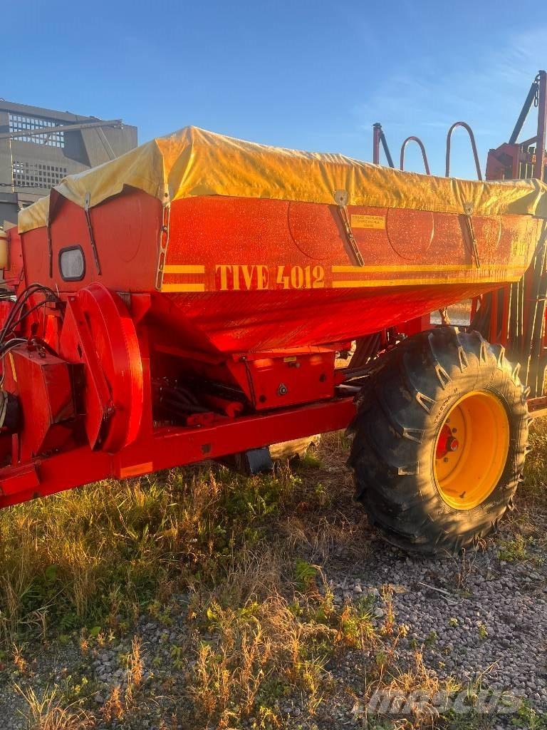 Överum 4012 Műtrágyaszórók