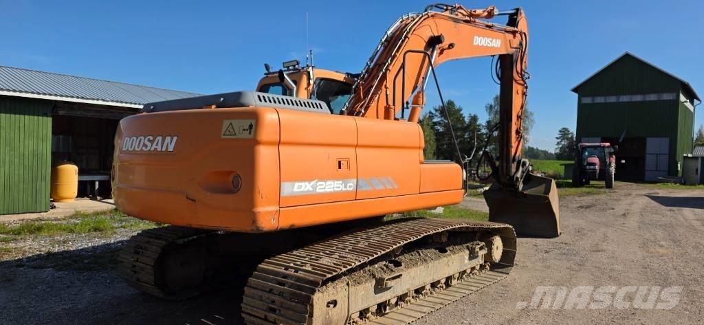 Doosan DX 225 LC Lánctalpas kotrók