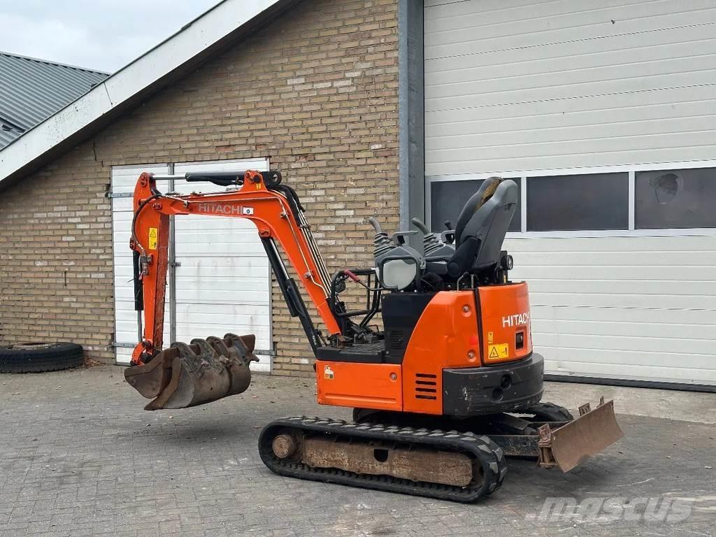Hitachi ZX19U-6 YR Mini kotrók < 7t