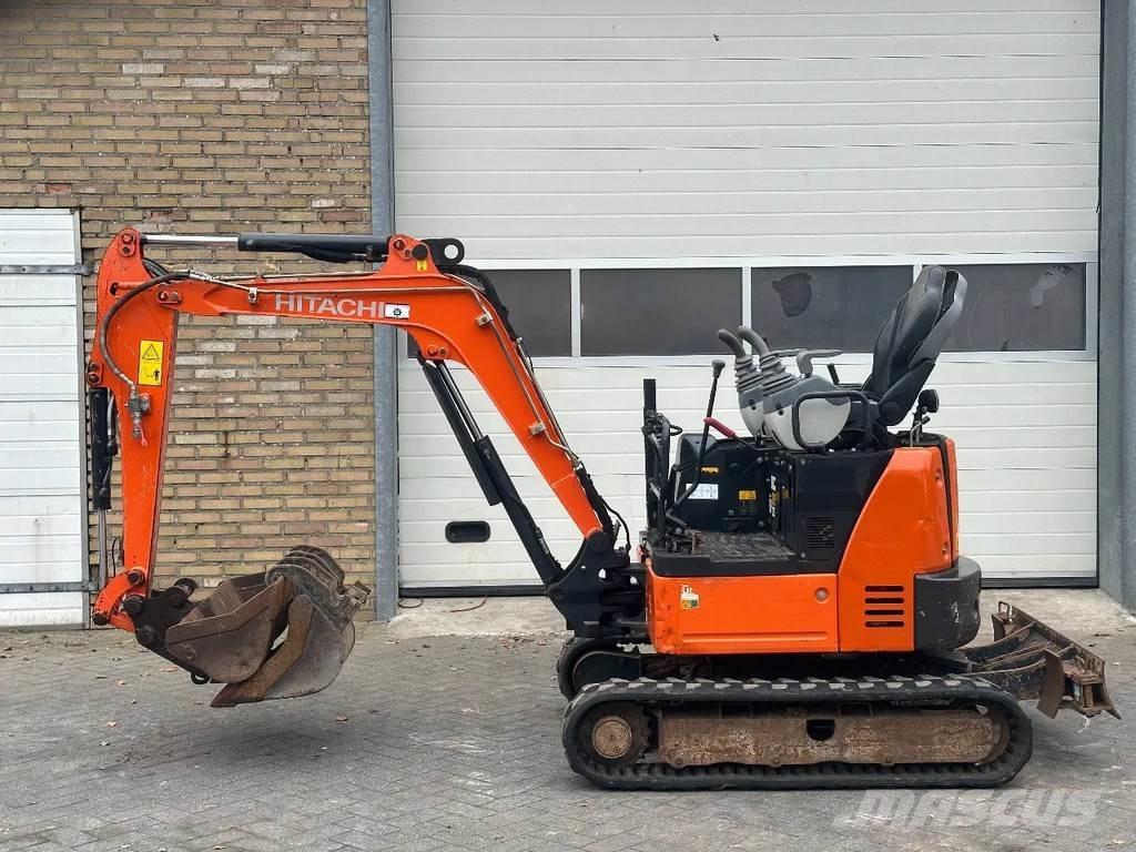 Hitachi ZX19U-6 YR Mini kotrók < 7t