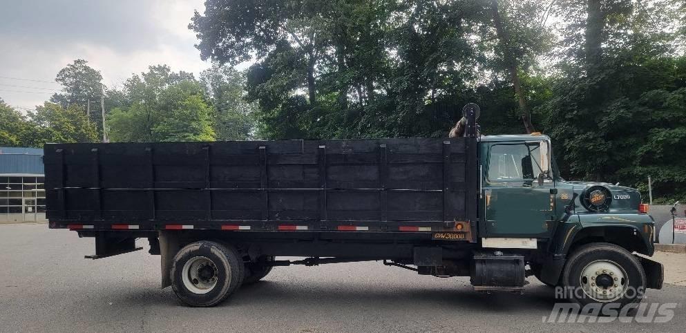 Ford L 7000 Billenő teherautók