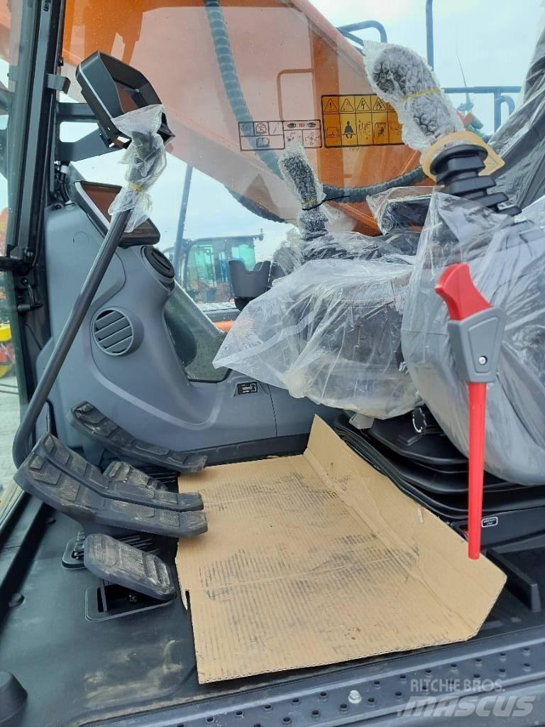 Doosan DX 255 NLC-7 Lánctalpas kotrók
