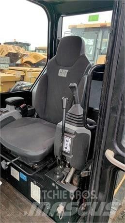 CAT 307 Mini kotrók < 7t