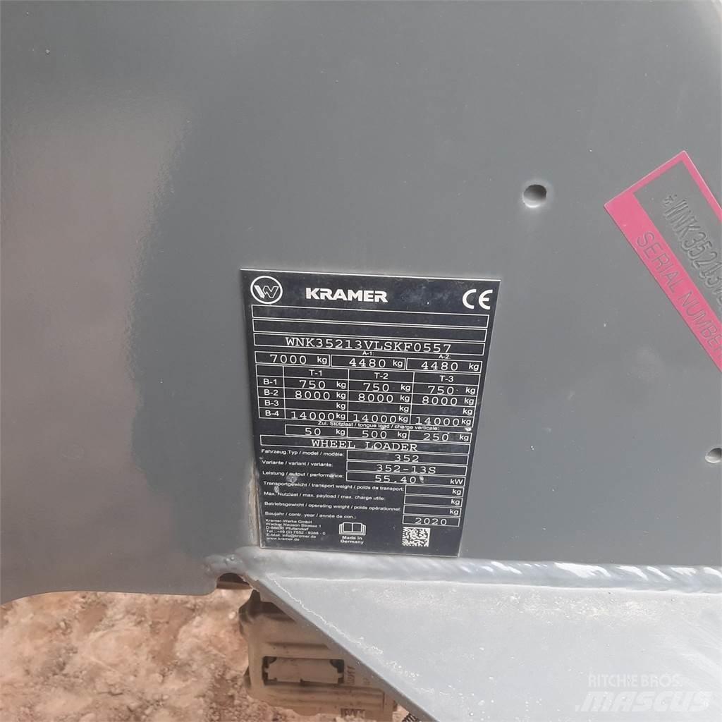 Kramer 8105 Gumikerekes homlokrakodók
