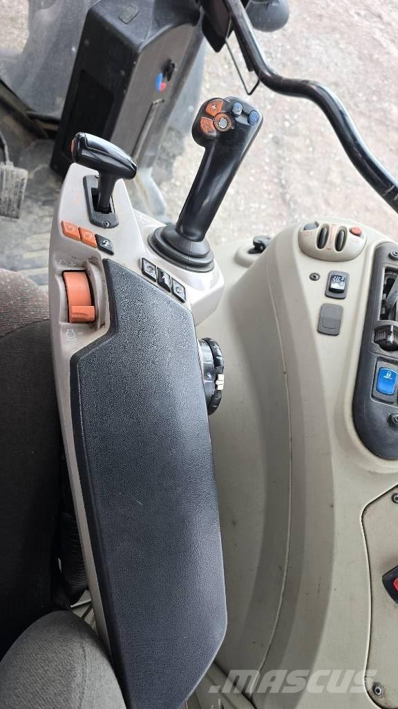 Massey Ferguson 5713 Traktorok