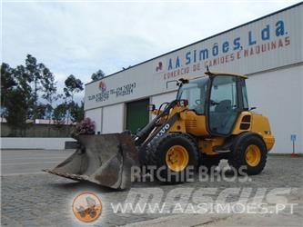 Volvo L 25 F Gumikerekes homlokrakodók