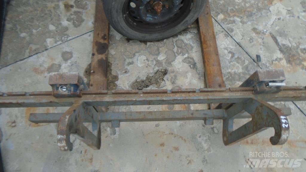 Volvo L 25 F Gumikerekes homlokrakodók