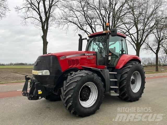 Case IH Magnum 250 Traktorok