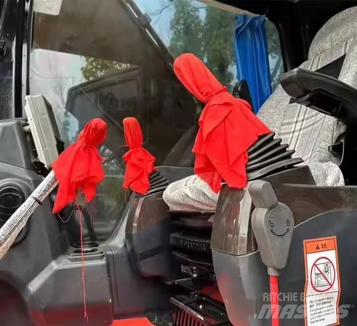 Sany SY 215 C Lánctalpas kotrók