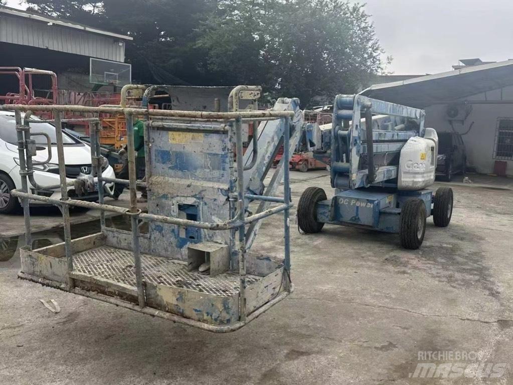 Genie Z 45/25 Karos emelők