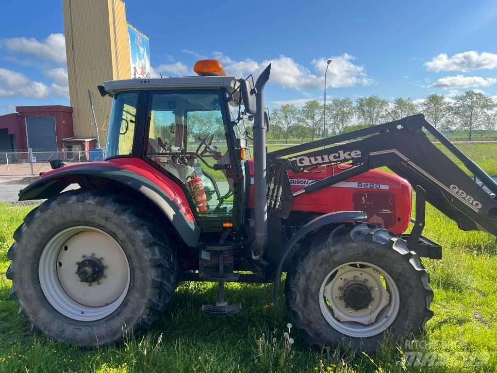 Massey Ferguson 8220 Traktorok