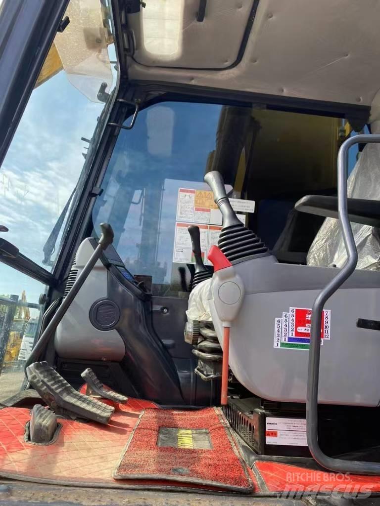 Komatsu 200-8 Lánctalpas kotrók