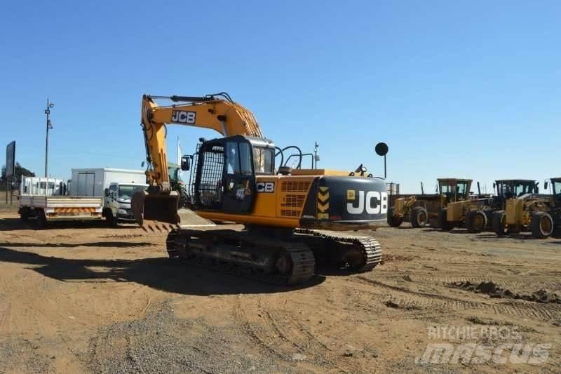 JCB JS205 Mini kotrók < 7t