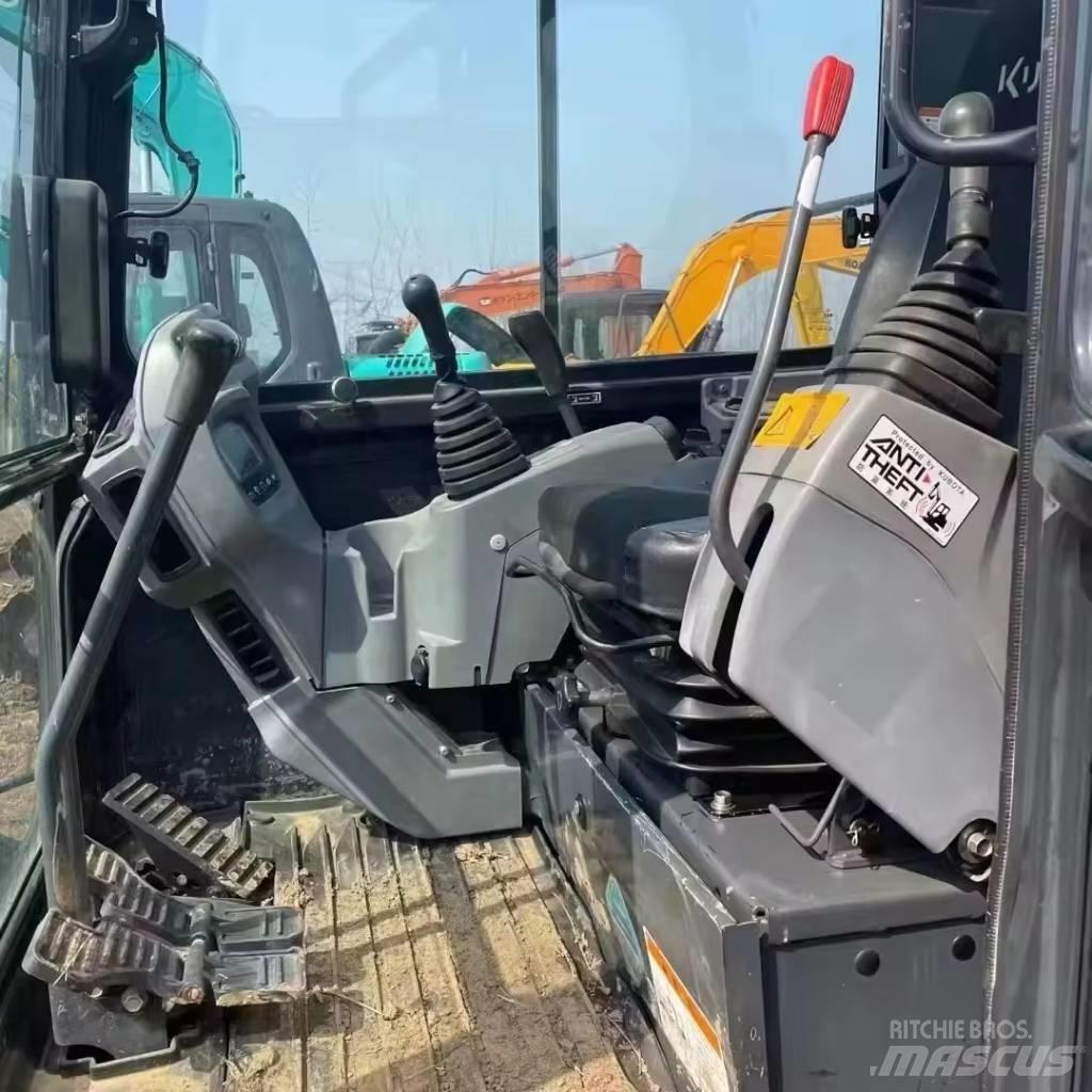 Kubota U 15 Mini kotrók < 7t