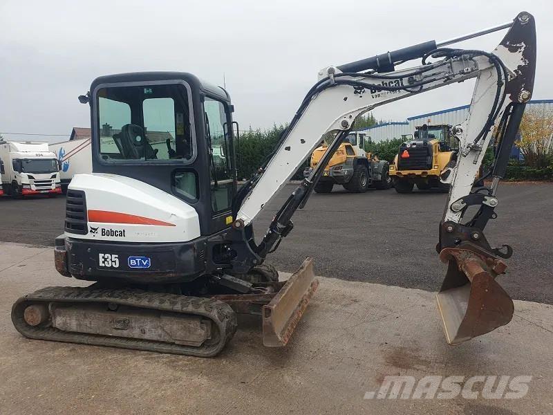 Bobcat E35 - 3500 KG Mini kotrók < 7t