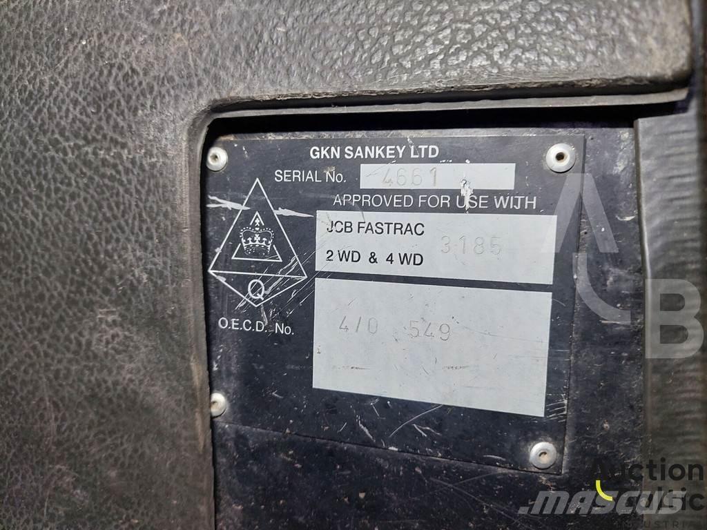 JCB Fastrac 3185 Traktorok