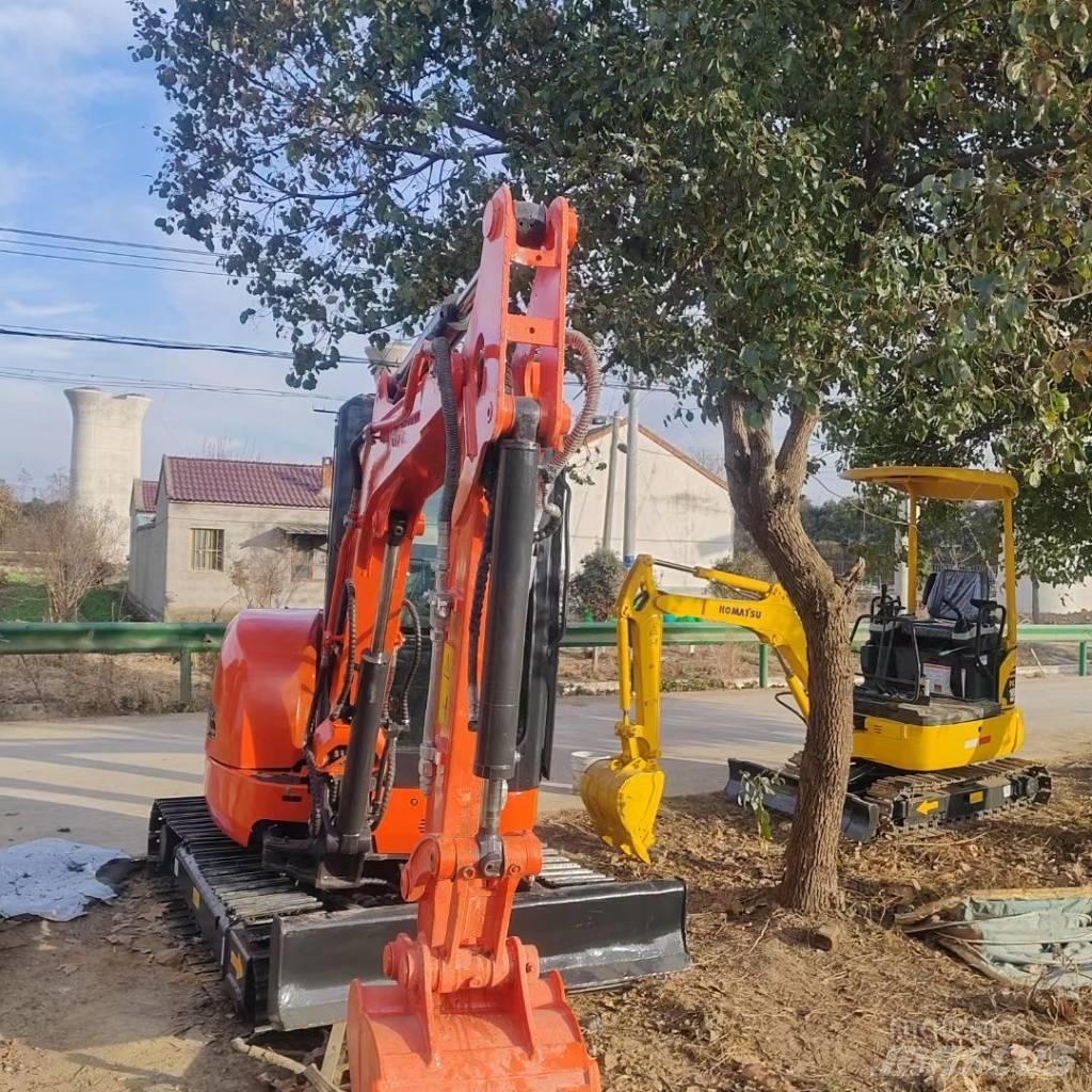 Kubota U 30 Mini kotrók < 7t