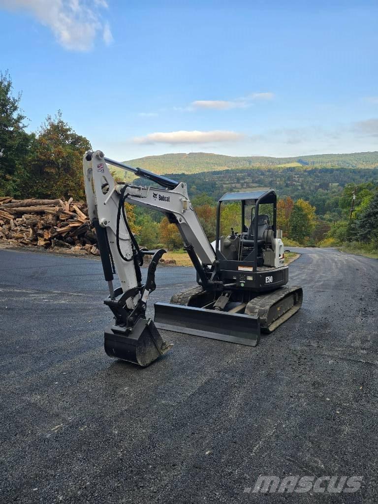 Bobcat E 50 Mini kotrók < 7t