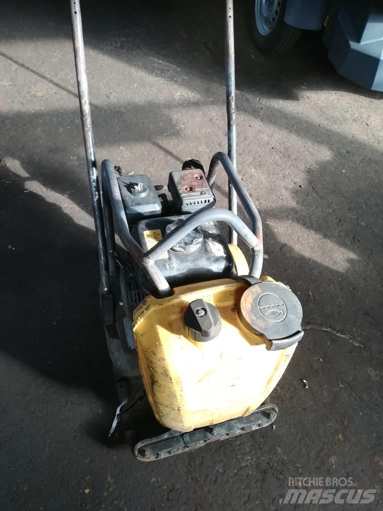 VIBRAČNÍ DESKA LF90 Vibrátorok
