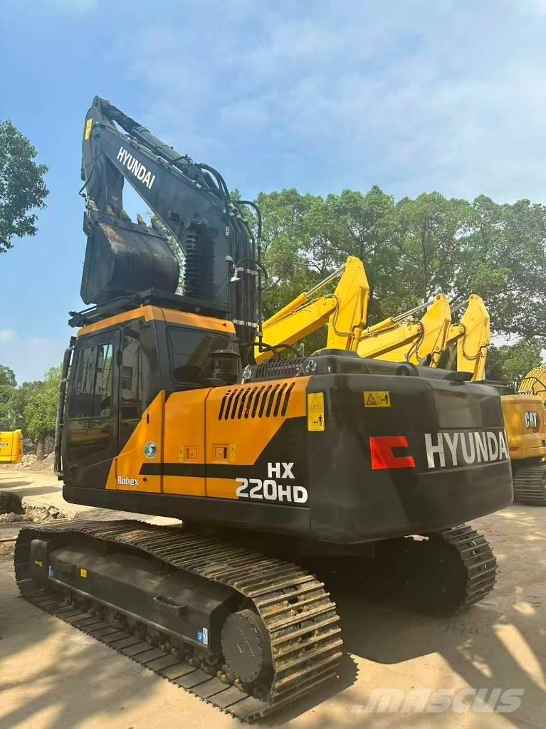 Hyundai HX220HD Közepes (midi) kotrók 7 t - 12 t