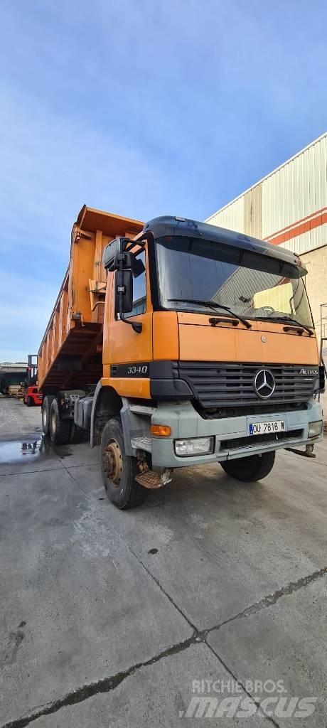 Mercedes-Benz 3340 Billenő teherautók