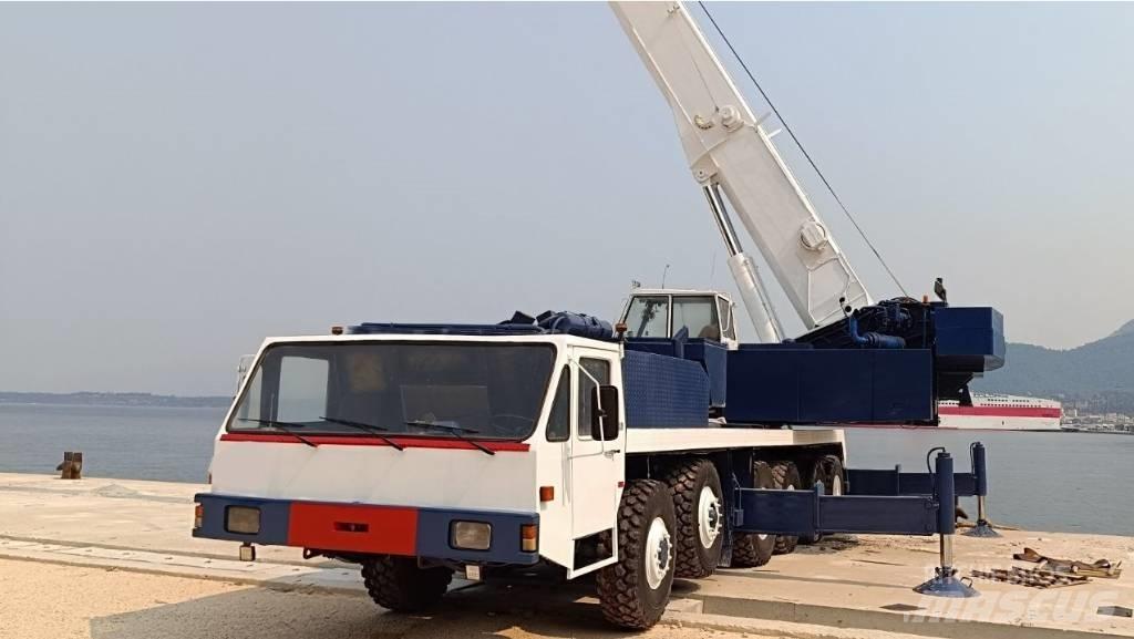 Liebherr LT 1090 Terepdaruk