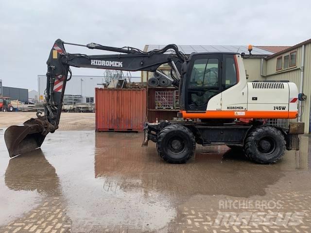 Hidromek 145W Gumikerekes kotrók
