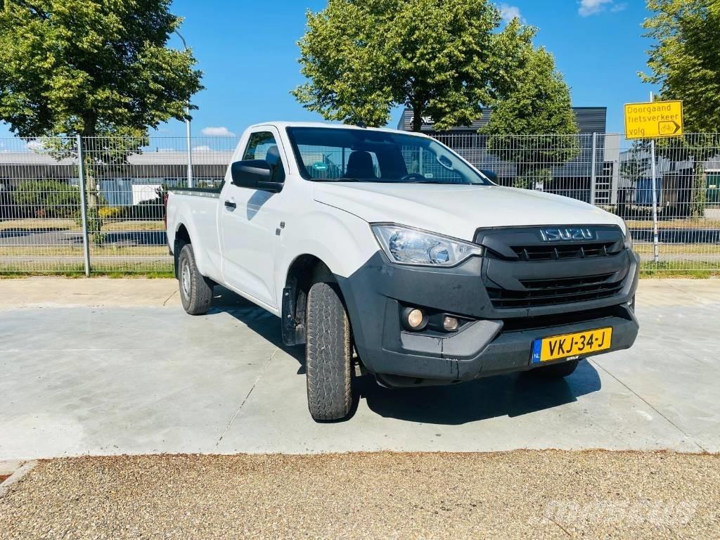 Isuzu D-Max Socage Kistehergépjárművek