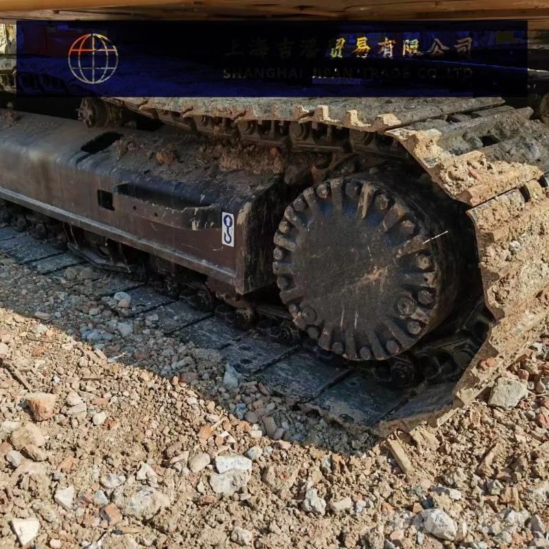CAT 323 D Lánctalpas kotrók